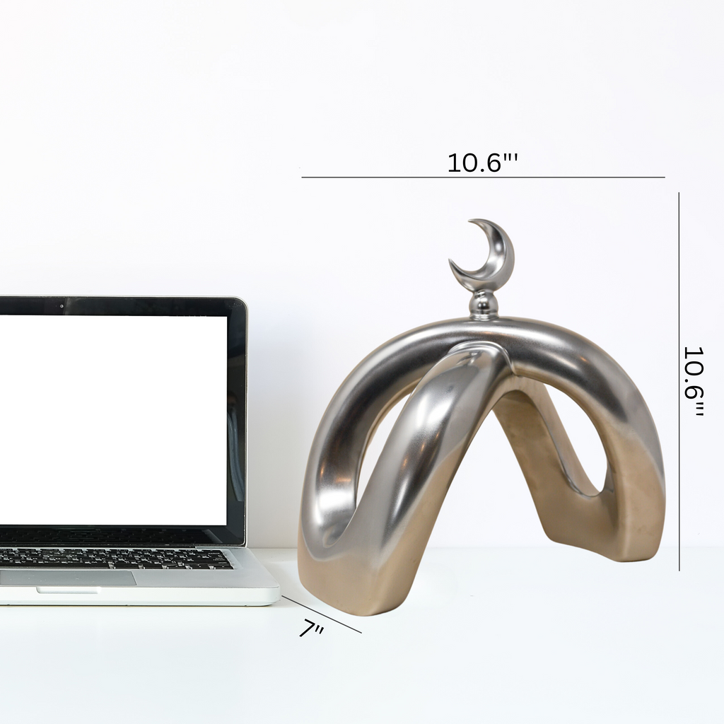 Crescent Knot Sculpture: Chrome